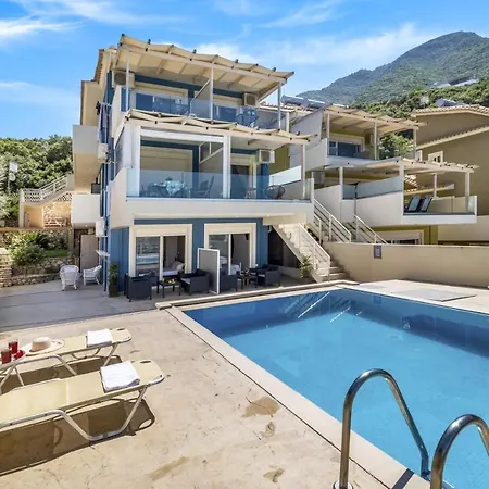 Apartment Oceanida Galini Nikiana